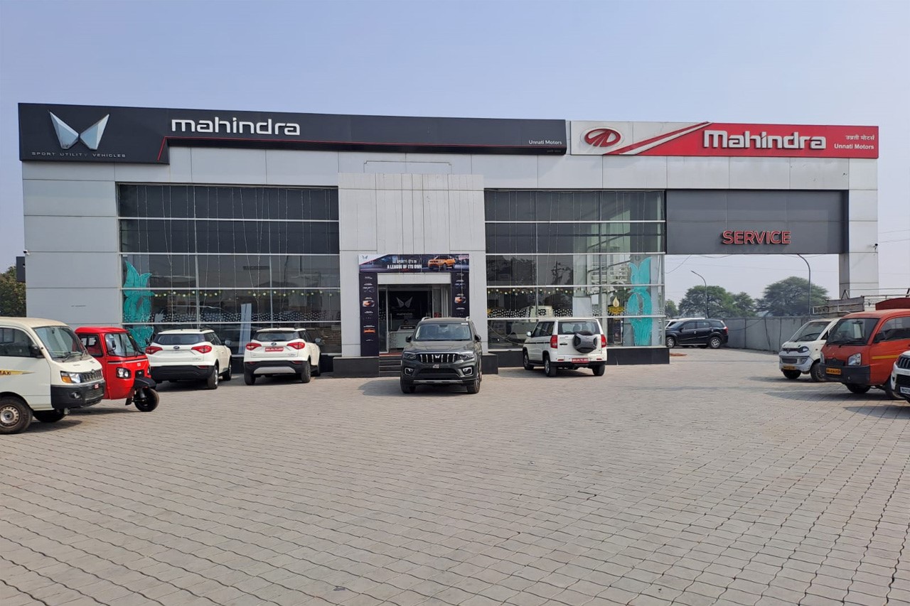 Mahindra & Mahindra (Three wheelers, commercial, passenger vehicles, Trucks & Tippers).
